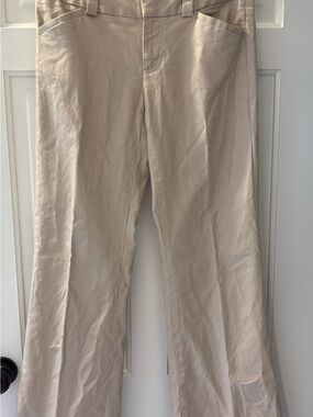 Gap curvy 8 long chinos/khakis